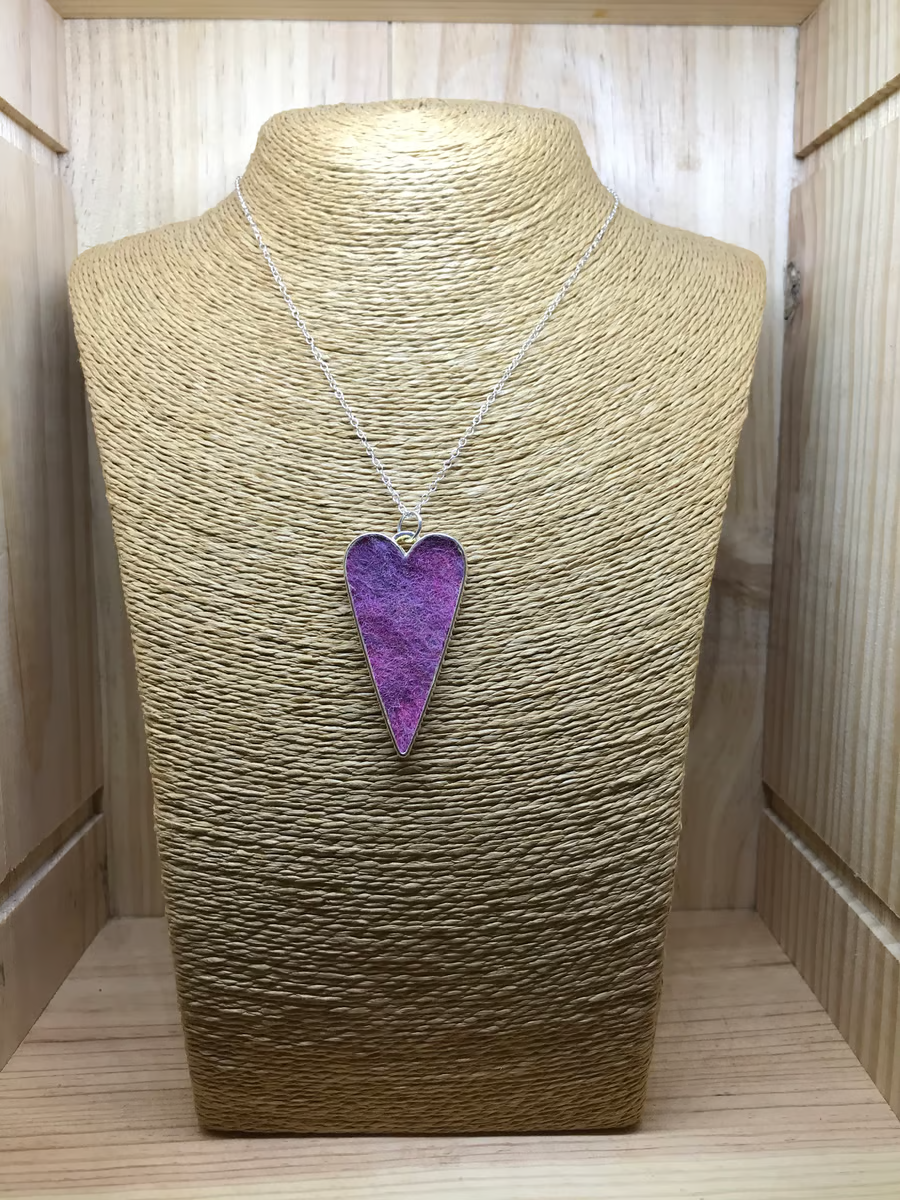 Felt Heart Necklace (284)