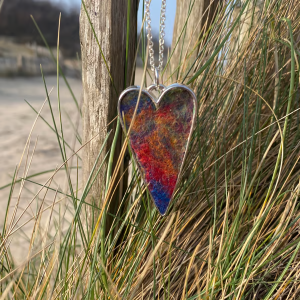 Felt Heart Necklace (293)