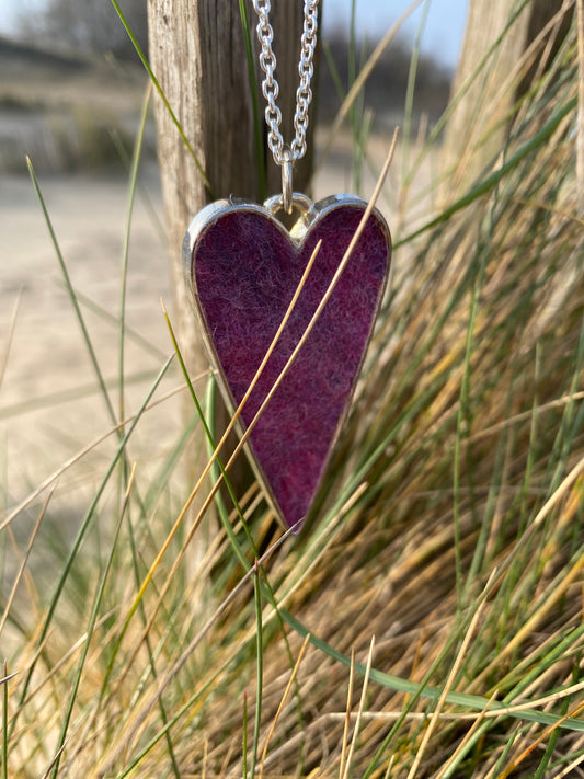 Felt Heart Necklace (288)